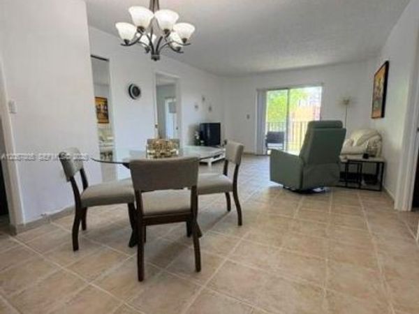 4717 NW 7th St, Unit 306-10, Miami, FL 33126