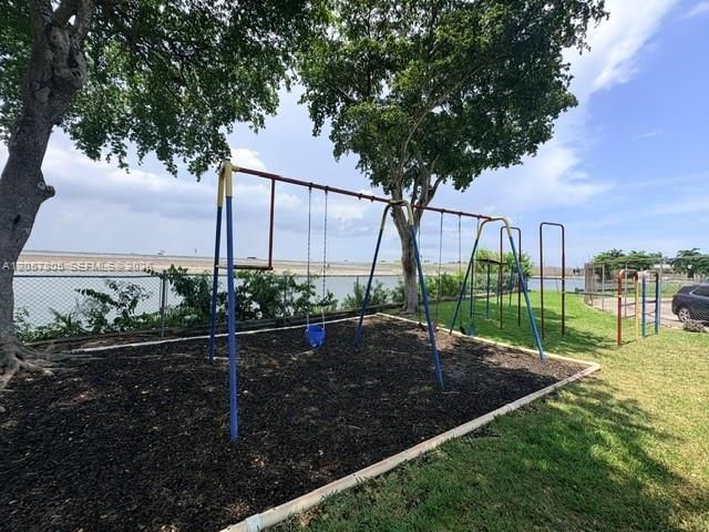 4717 NW 7th St, Unit 306-10, Miami, FL 33126 Photo