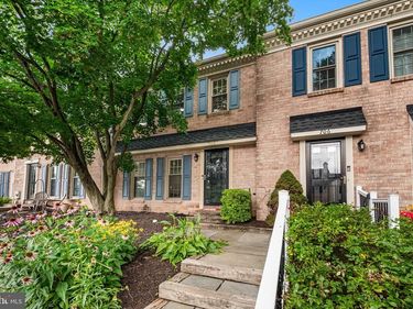 705 SHIPPEN DRIVE , Unit 705, CHESTER SPRINGS, PA 19425