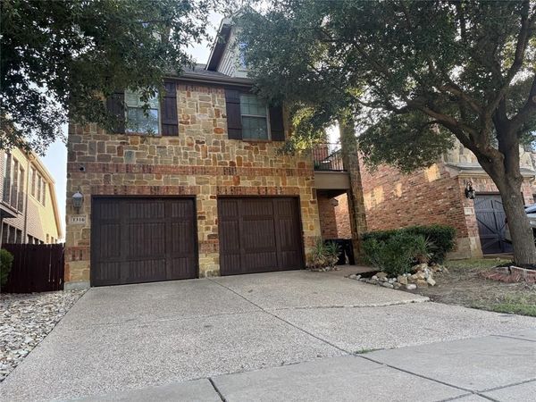 1316 Cog Hill Drive , Fort Worth, TX 76120