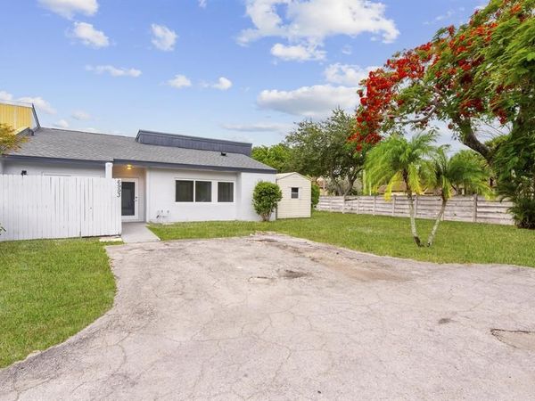 6993 NW 29TH Way, Fort Lauderdale, FL 33309