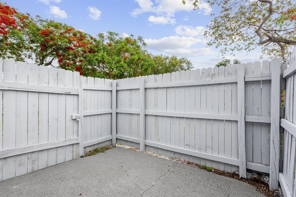 6993 NW 29th Way, Fort Lauderdale, FL 33309 Photo