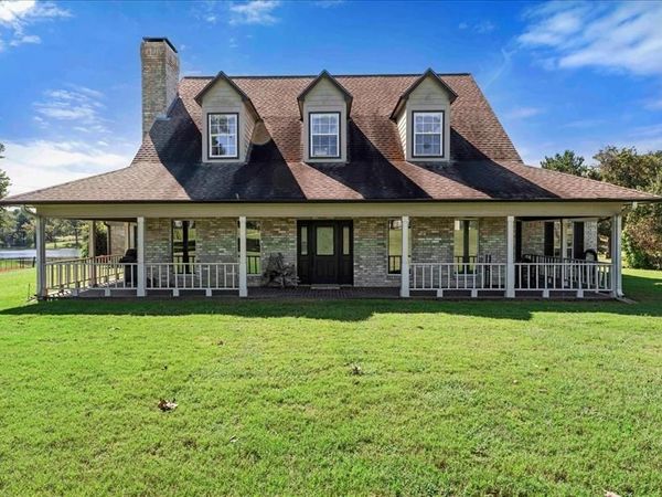 17981 FM 850 , Arp, TX 75750