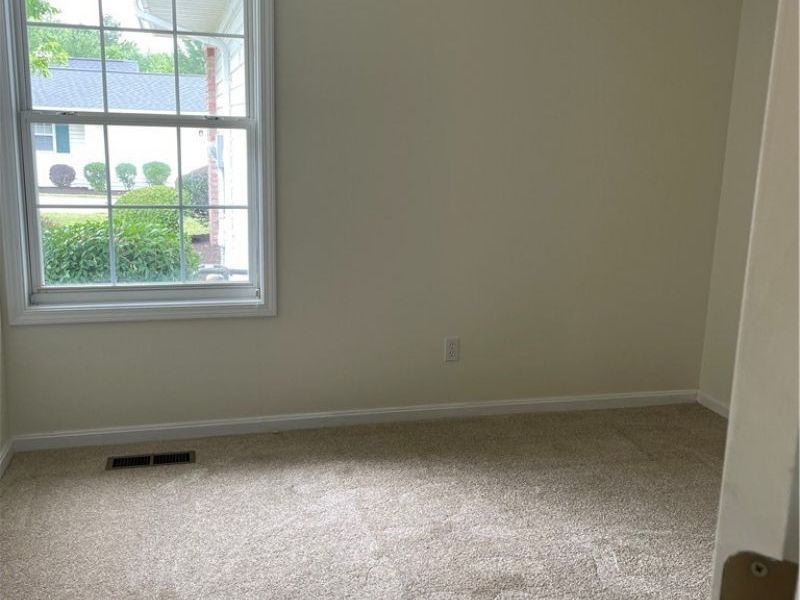 18511 Woodhaven Drive, Strongsville, OH 44149 Photo 20