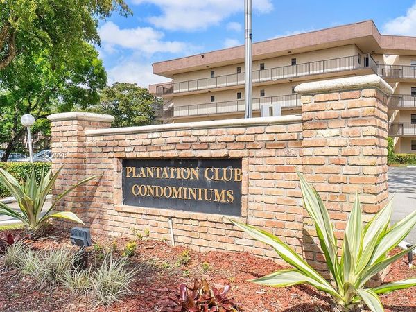 6655 W Broward Blvd , Unit 200, Plantation, FL 33317