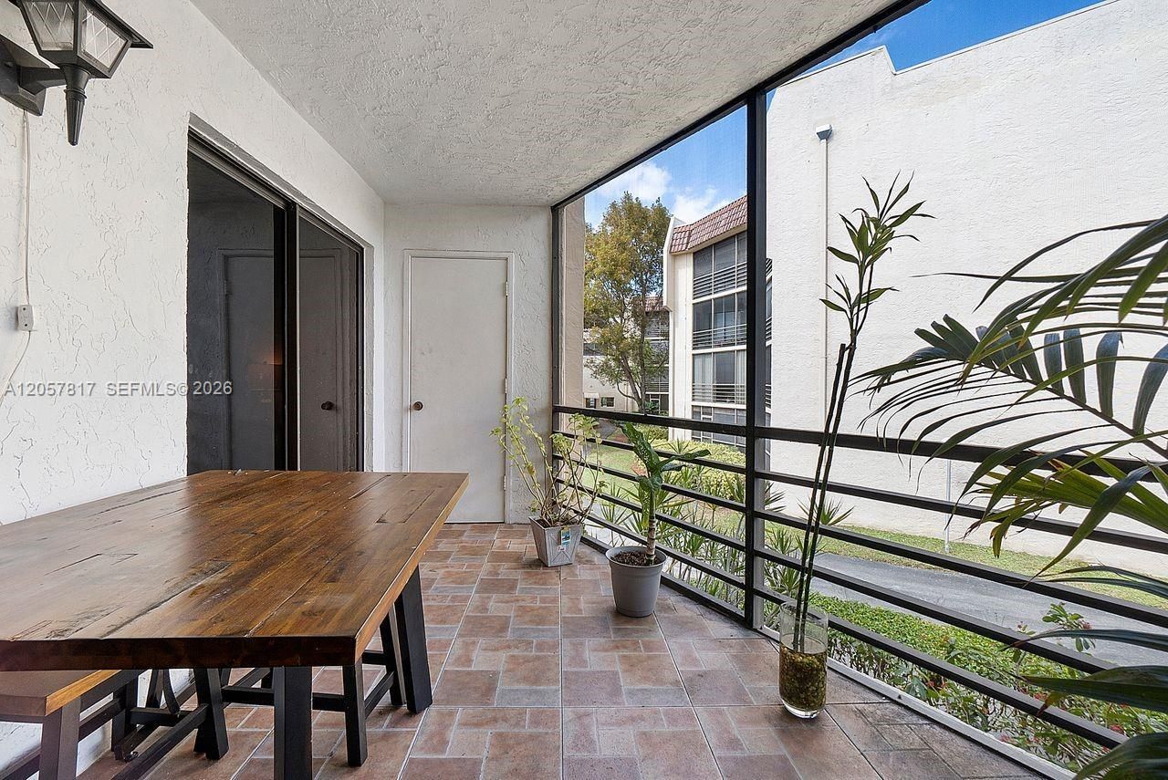 6655 W Broward Blvd , Unit 200, Plantation, FL 33317 Photo