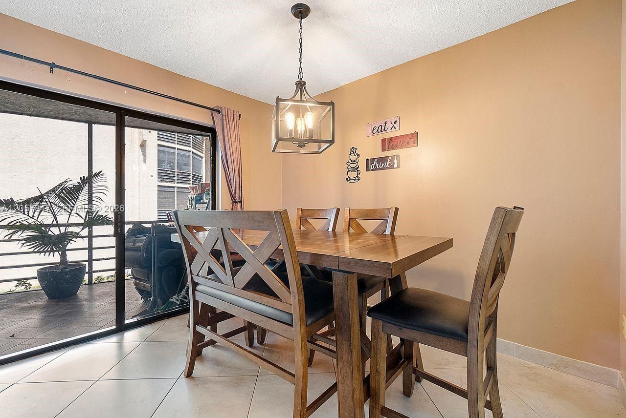 6655 W Broward Blvd , Unit 200, Plantation, FL 33317 Photo