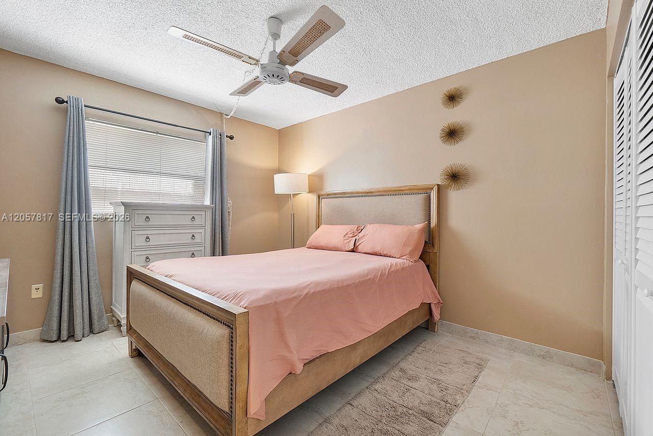 6655 W Broward Blvd , Unit 200, Plantation, FL 33317 Photo