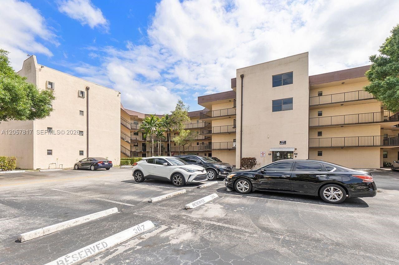 6655 W Broward Blvd , Unit 200, Plantation, FL 33317 Photo