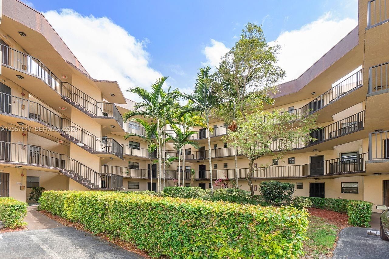 6655 W Broward Blvd , Unit 200, Plantation, FL 33317 Photo