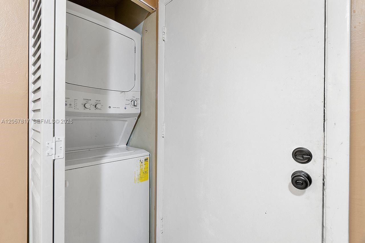 6655 W Broward Blvd , Unit 200, Plantation, FL 33317 Photo