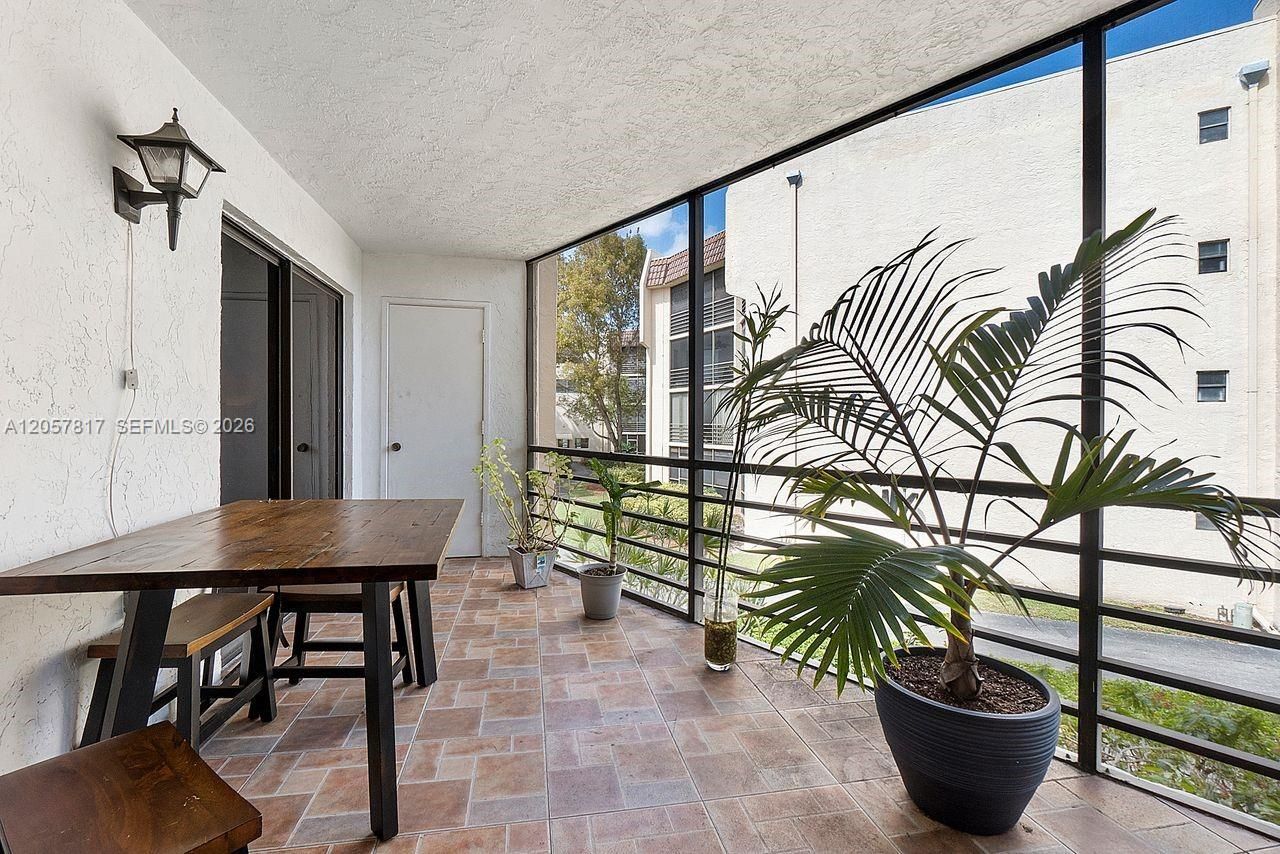 6655 W Broward Blvd , Unit 200, Plantation, FL 33317 Photo