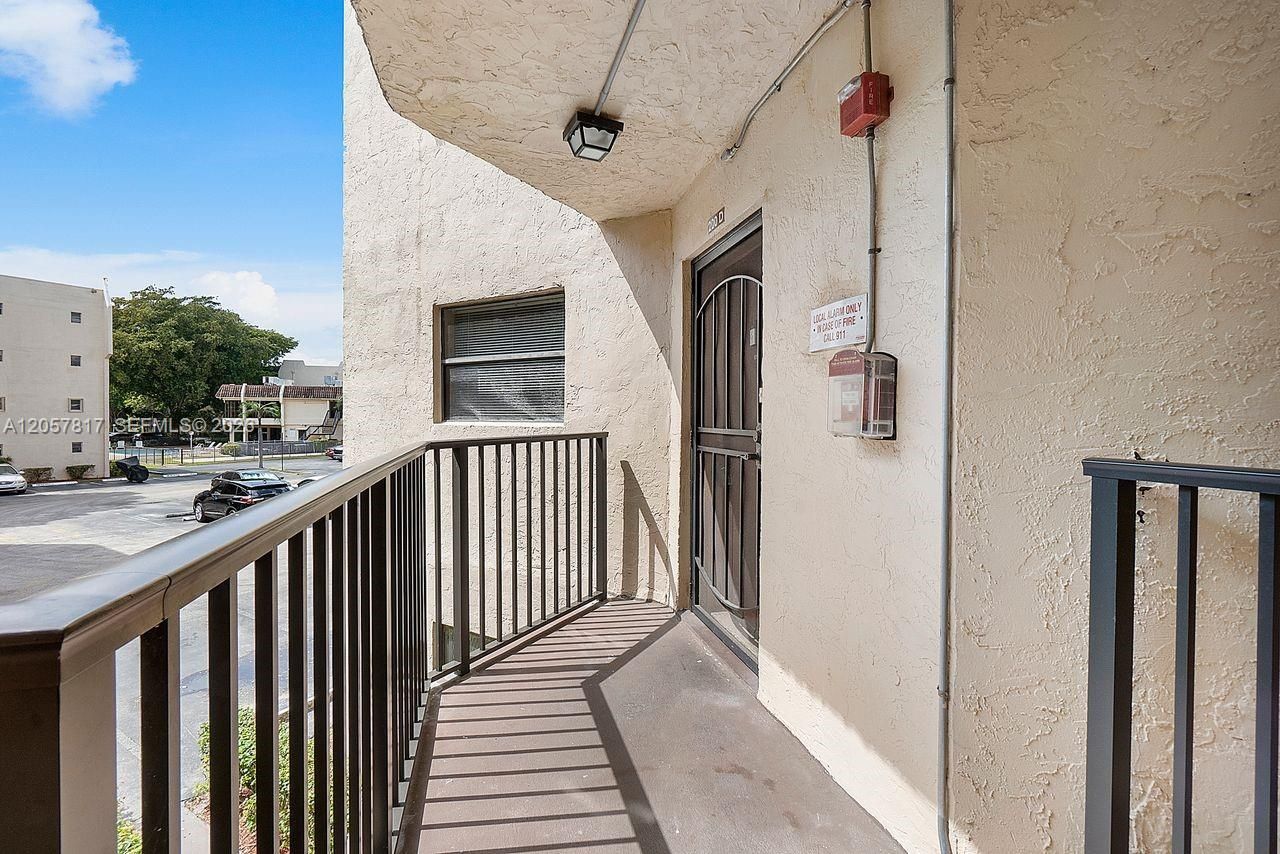 6655 W Broward Blvd , Unit 200, Plantation, FL 33317 Photo
