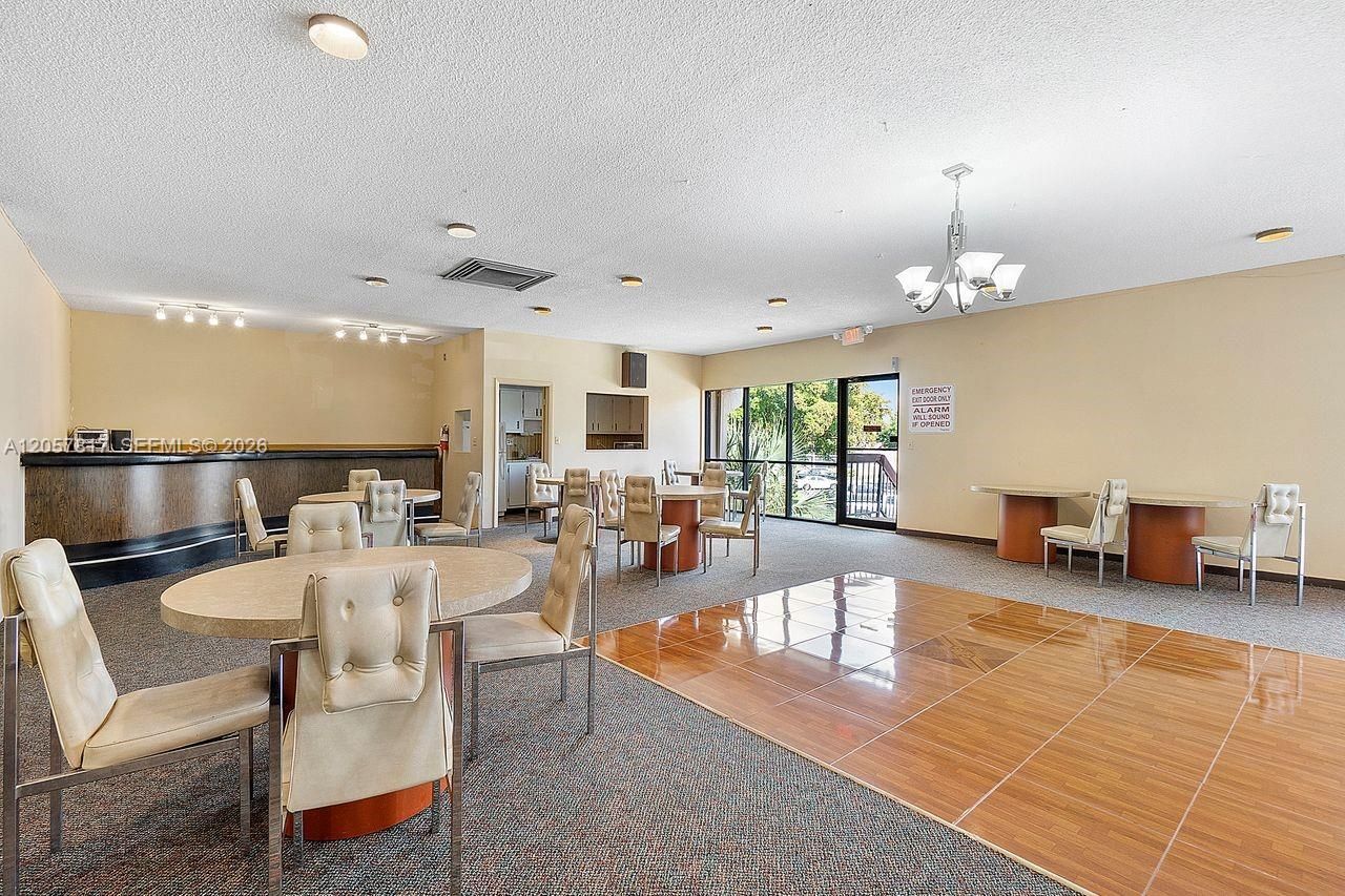 6655 W Broward Blvd , Unit 200, Plantation, FL 33317 Photo