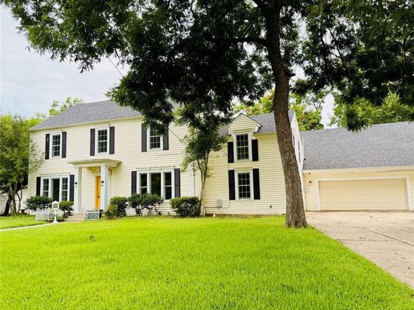 2025 Walworth Street , Greenville, TX 75401