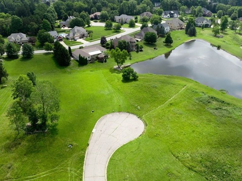 1485 Royalwood Ct. Court, Mansfield, OH 44906 Photo 3