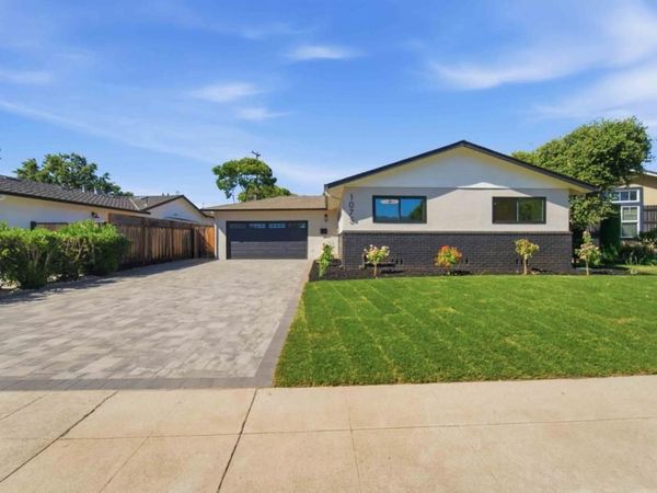 1075 Cloverbrook Drive , San Jose, CA 95120