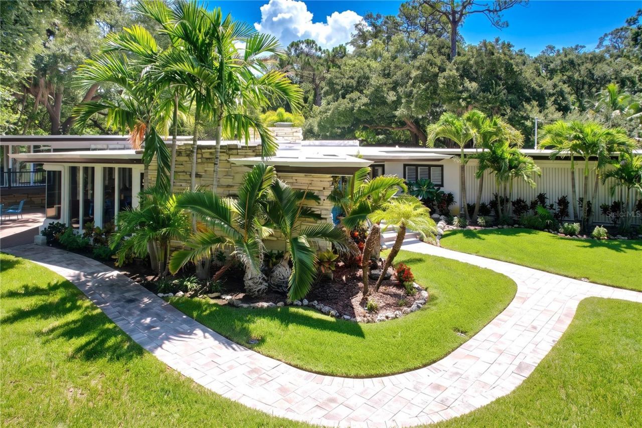 1653 Sunnybrook Lane, Clearwater, FL 33764 Photo