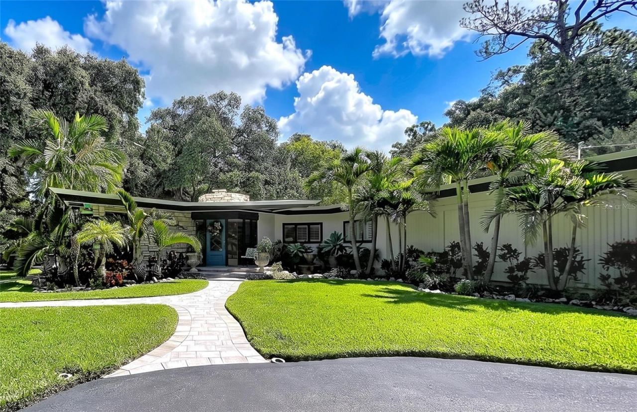 1653 Sunnybrook Lane, Clearwater, FL 33764 Photo