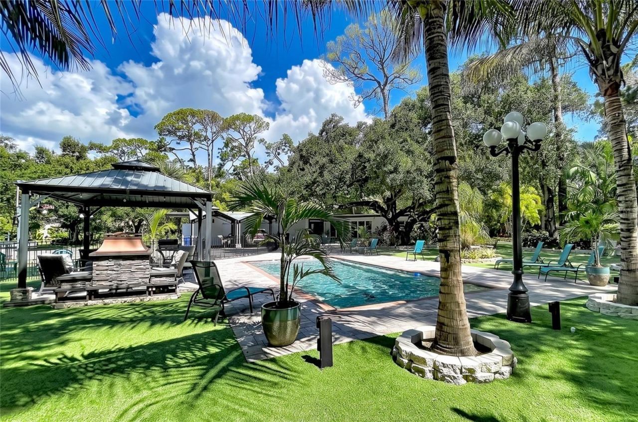 1653 Sunnybrook Lane, Clearwater, FL 33764 Photo
