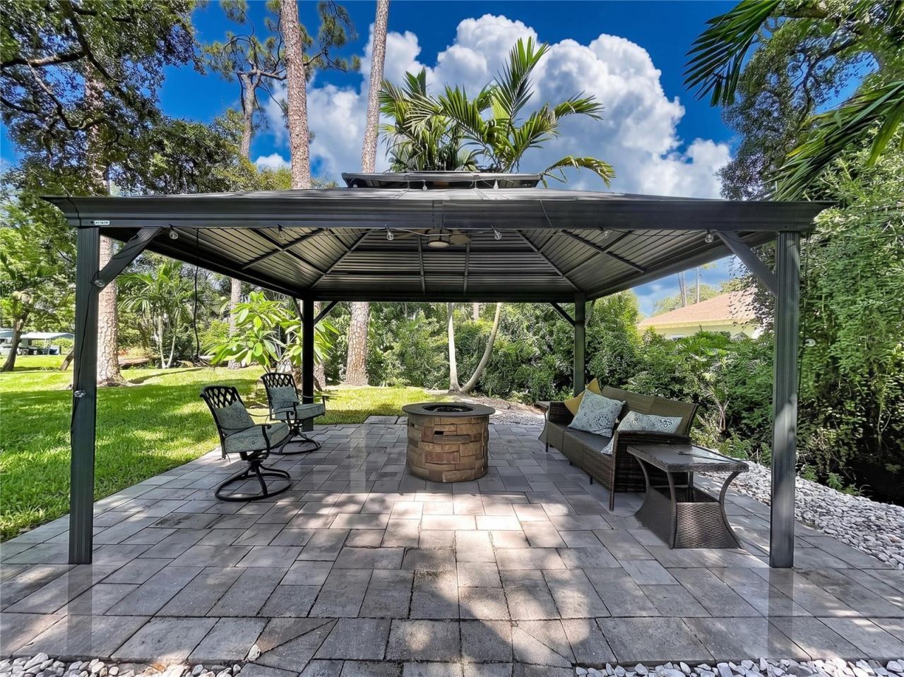 1653 Sunnybrook Lane, Clearwater, FL 33764 Photo