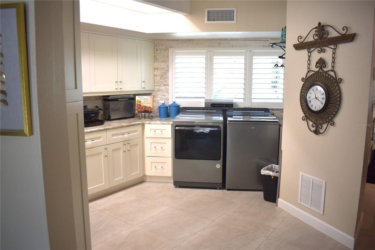 1653 Sunnybrook Lane , Clearwater, FL 33764 Photo
