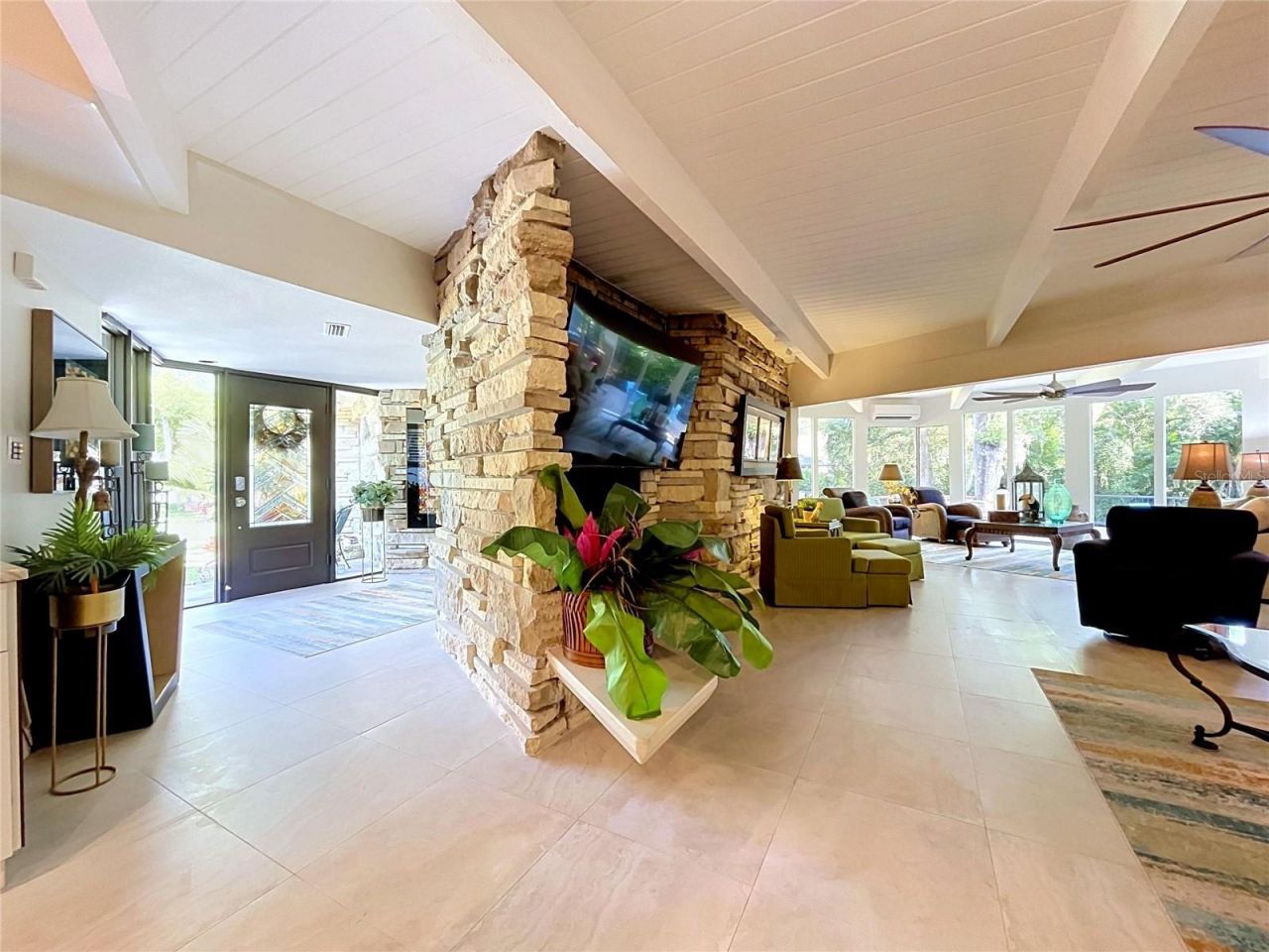 1653 Sunnybrook Lane, Clearwater, FL 33764 Photo