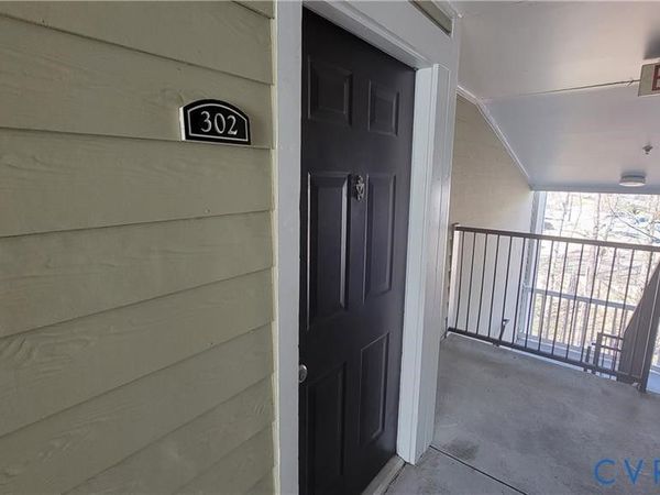 604 Bristol Village Dr , Unit 302, Midlothian, VA 23114