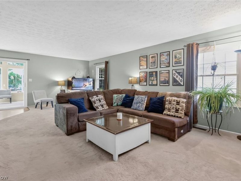 910 Marilyn Drive, Wooster, OH 44691 Photo 4