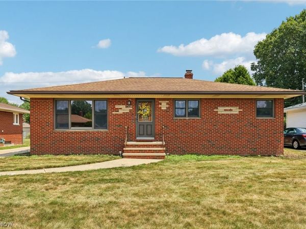 7329 Beresford Avenue , Parma, OH 44130