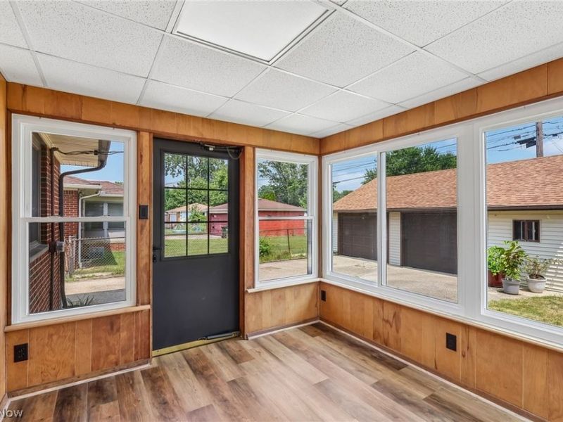 7329 Beresford Avenue, Parma, OH 44130 Photo 17