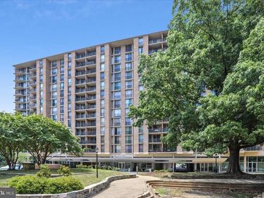 4600 S FOUR MILE RUN DRIVE , Unit 307, ARLINGTON, VA 22204