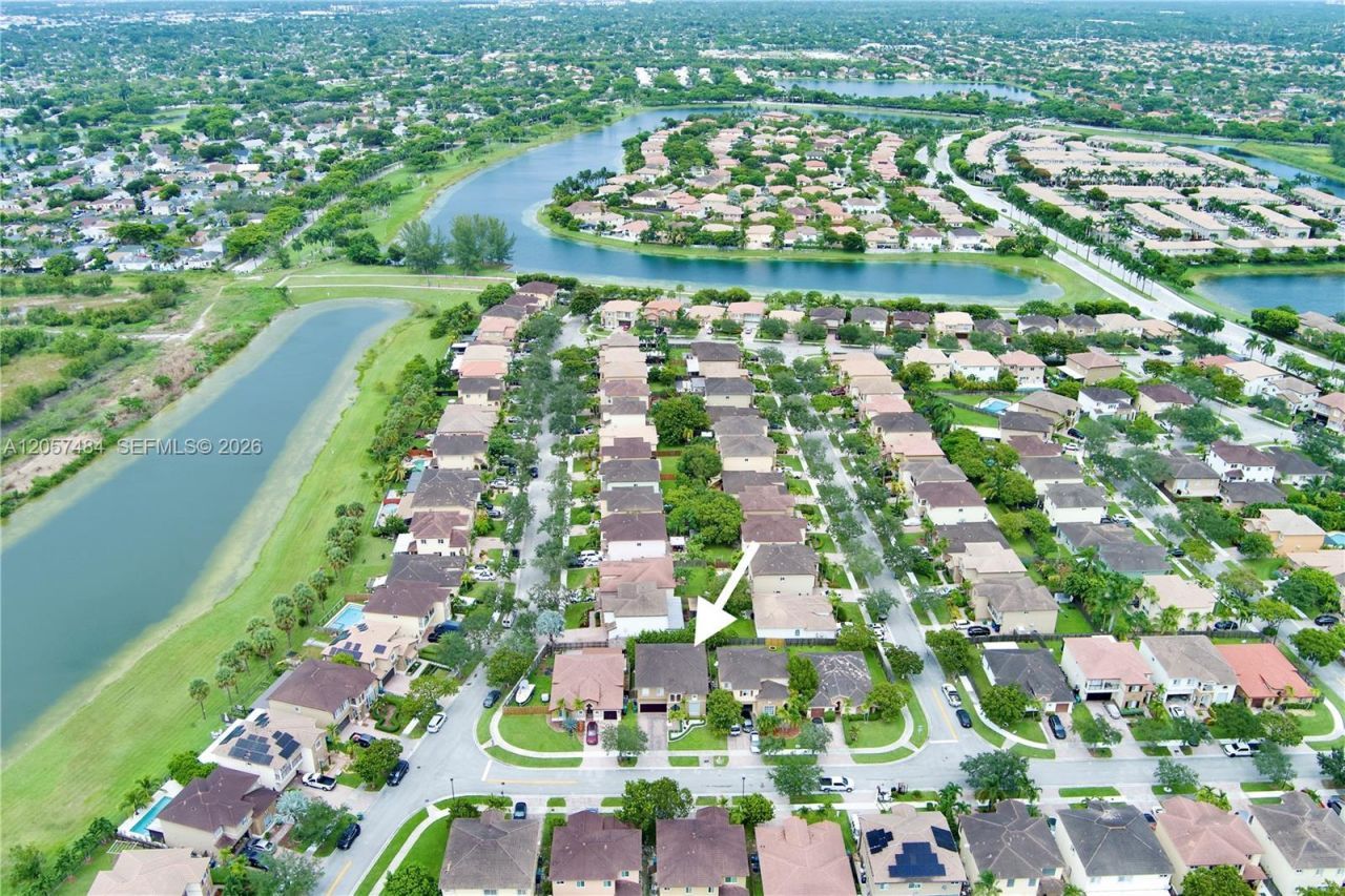 9471 SW 226th Ter, Cutler Bay, FL 33190 Photo