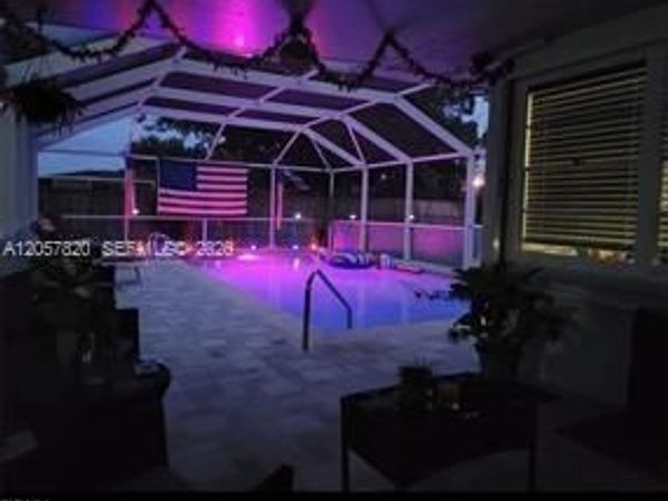 2705 SE 17TH AVE , Cape Coral, FL 33904