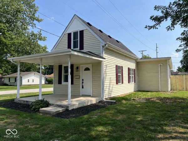 1933 S M Street, Elwood, IN 46036