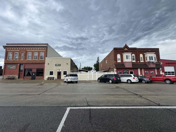 111 E Main Street, Hawkeye, IA 52147
