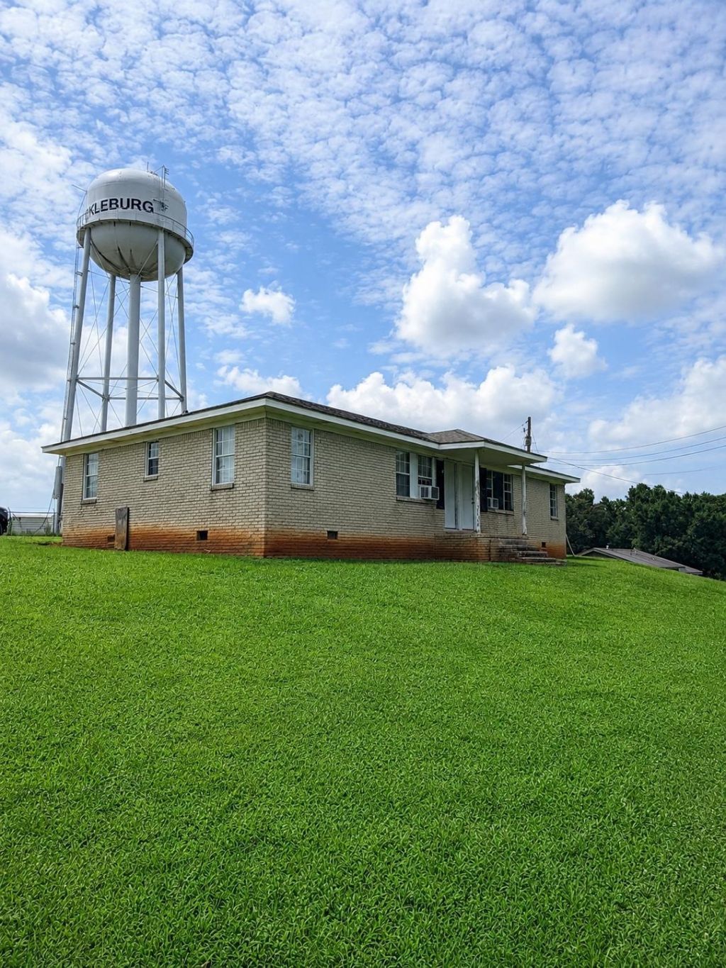631 2nd Ave, Hackleburg, AL 35564 Main Photo