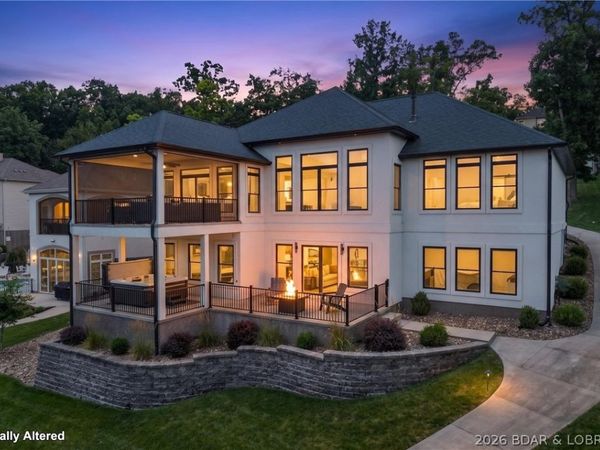 620 Brookhaven Lane, Villages, MO 65079