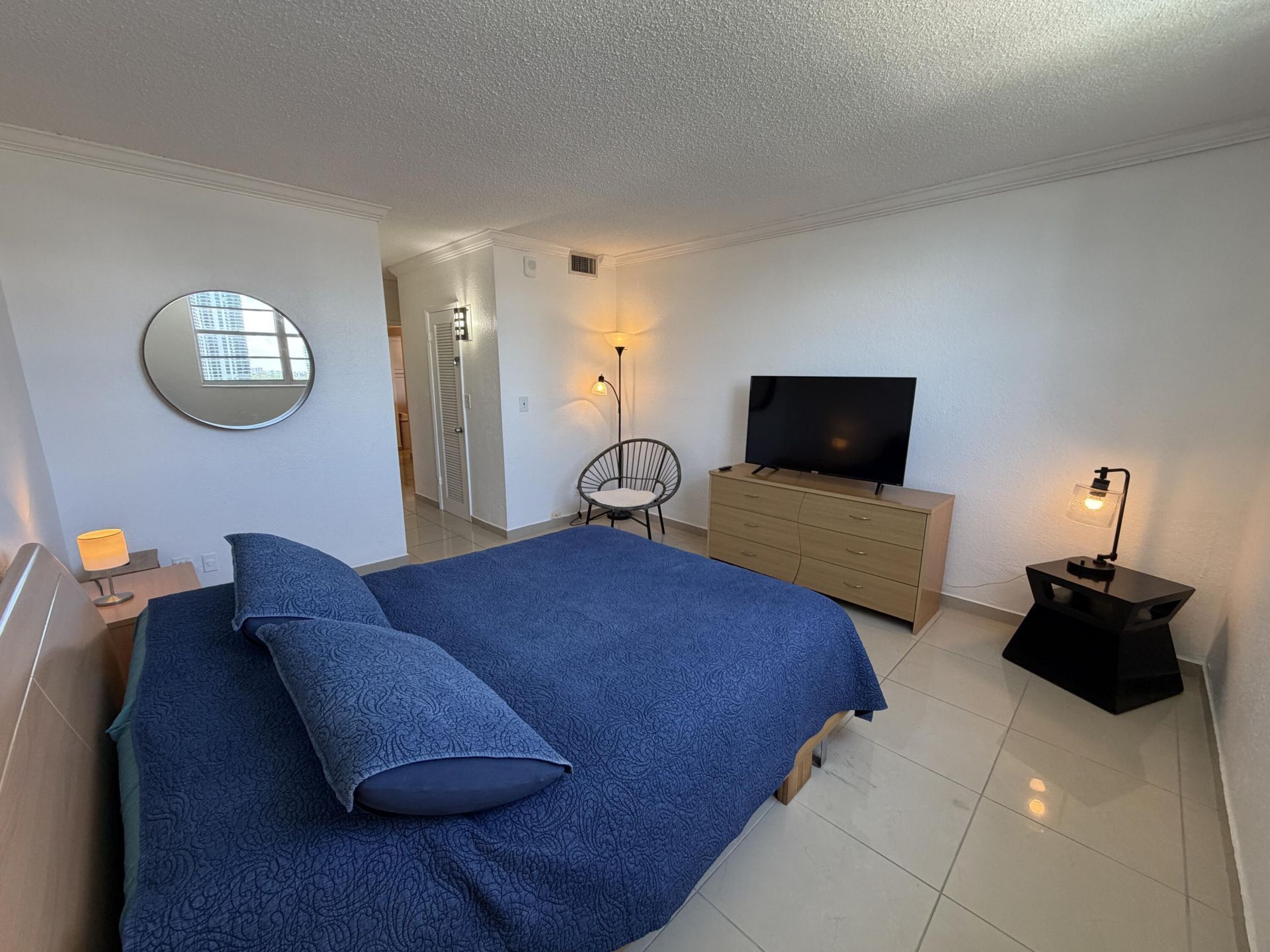 19390 Collins Avenue, Unit 1405, Sunny Isles Beach, FL 33160 Photo
