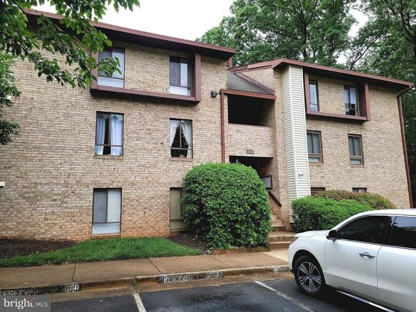 2226 CASTLE ROCK SQUARE, Unit 1B, RESTON, VA 20191
