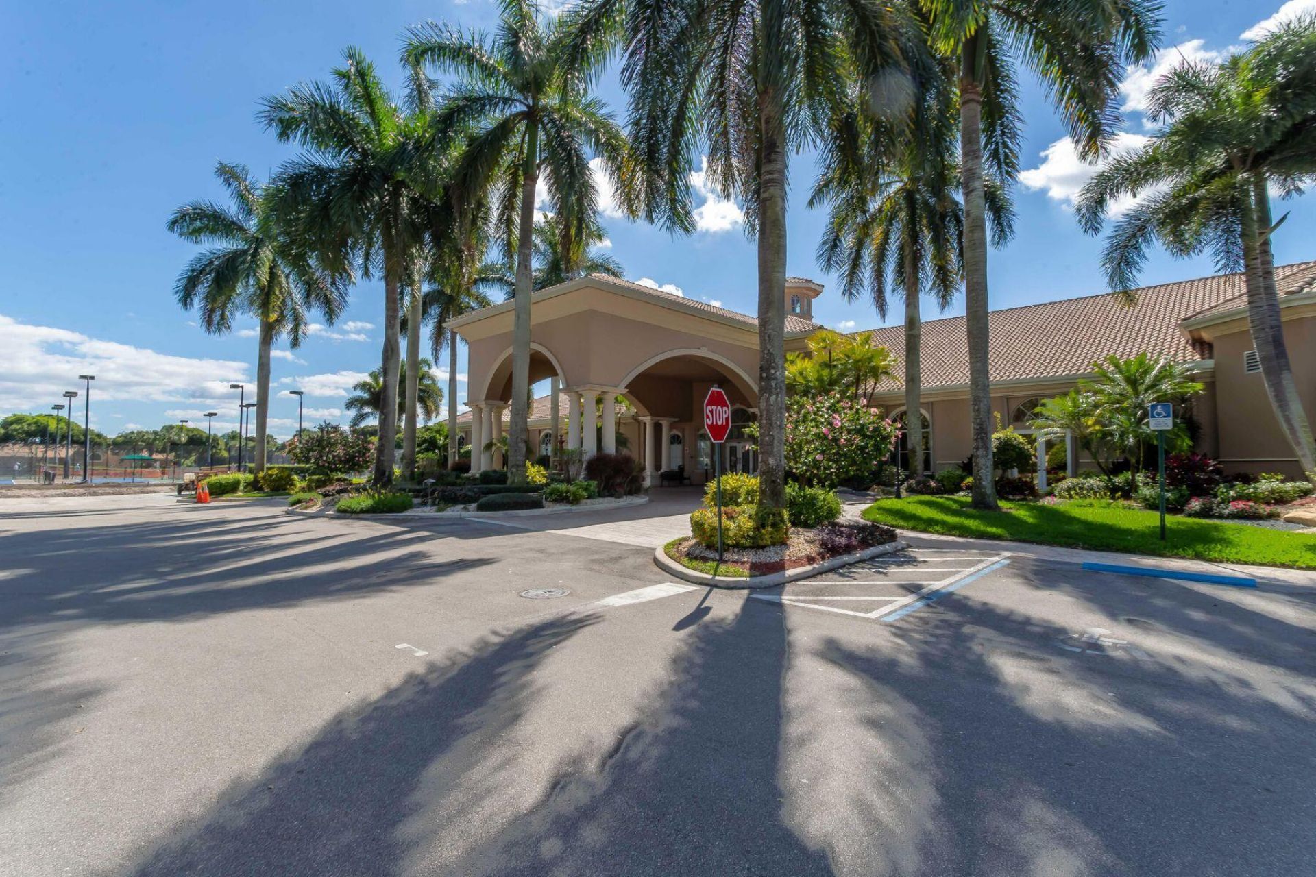 6833 Viale Elizabeth, Delray Beach, FL 33446 Photo
