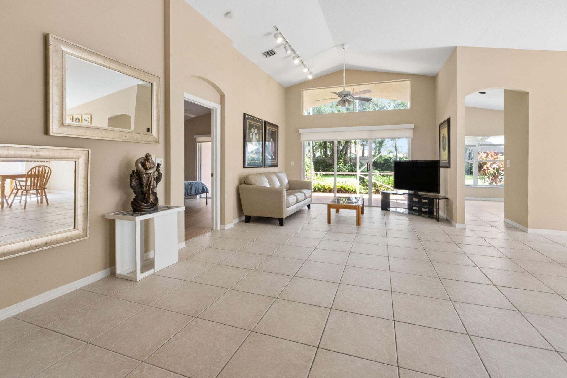 6833 Viale Elizabeth, Delray Beach, FL 33446 Photo