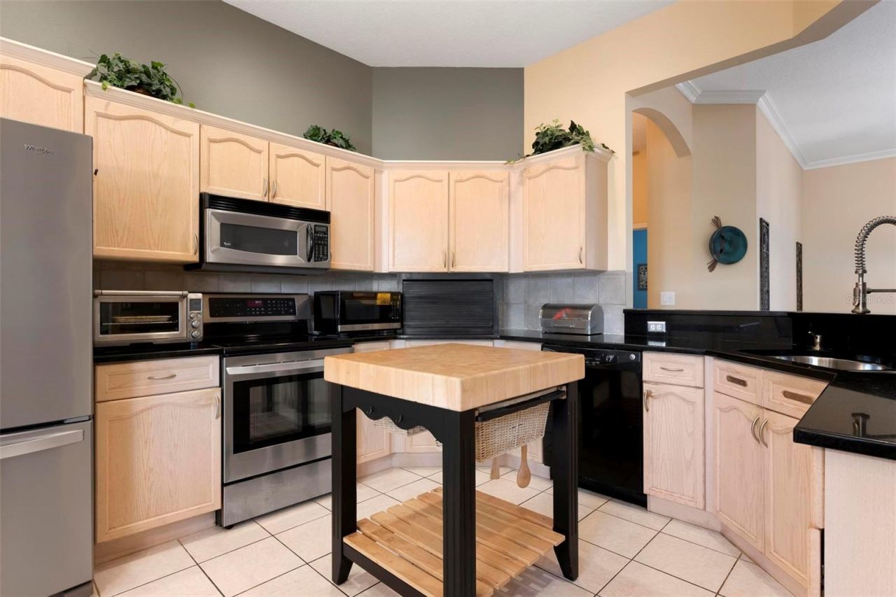 6852 Sagebrush Circle, Sarasota, FL 34243 Photo