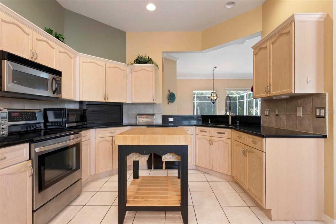 6852 Sagebrush Circle, Sarasota, FL 34243 Photo