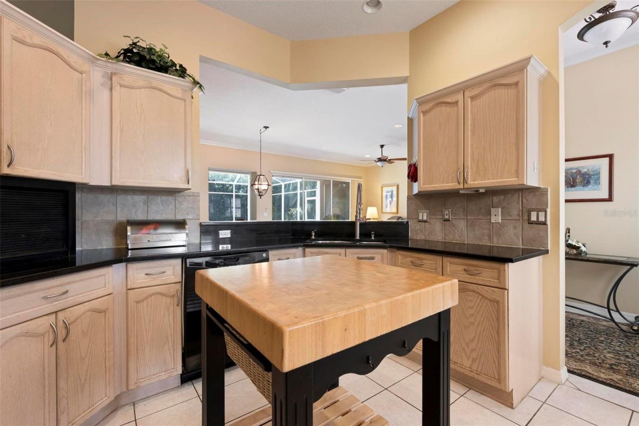 6852 Sagebrush Circle, Sarasota, FL 34243 Photo