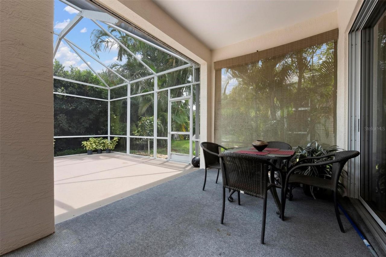 6852 Sagebrush Circle, Sarasota, FL 34243 Photo