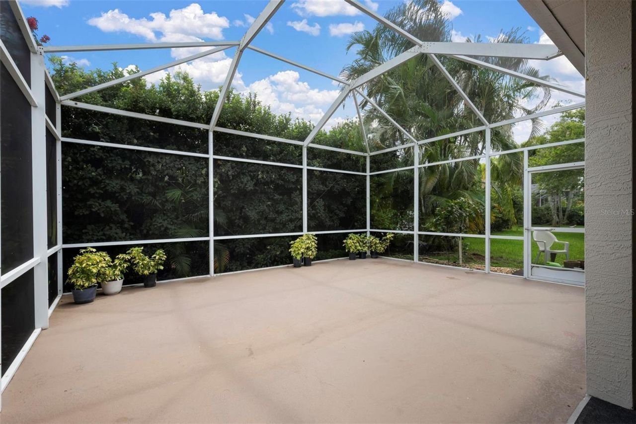 6852 Sagebrush Circle, Sarasota, FL 34243 Photo