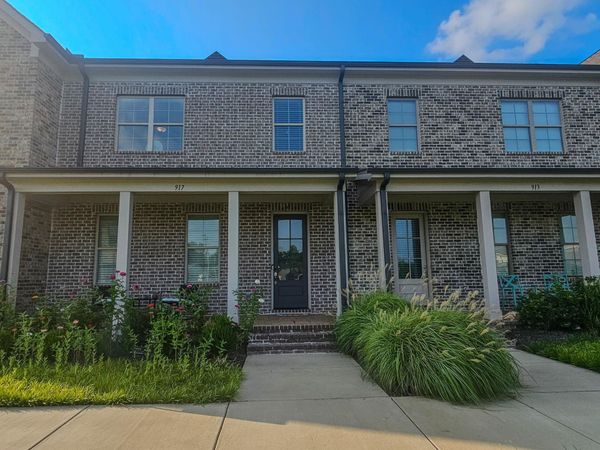 917 UFTON ALY, Collierville, TN 38017