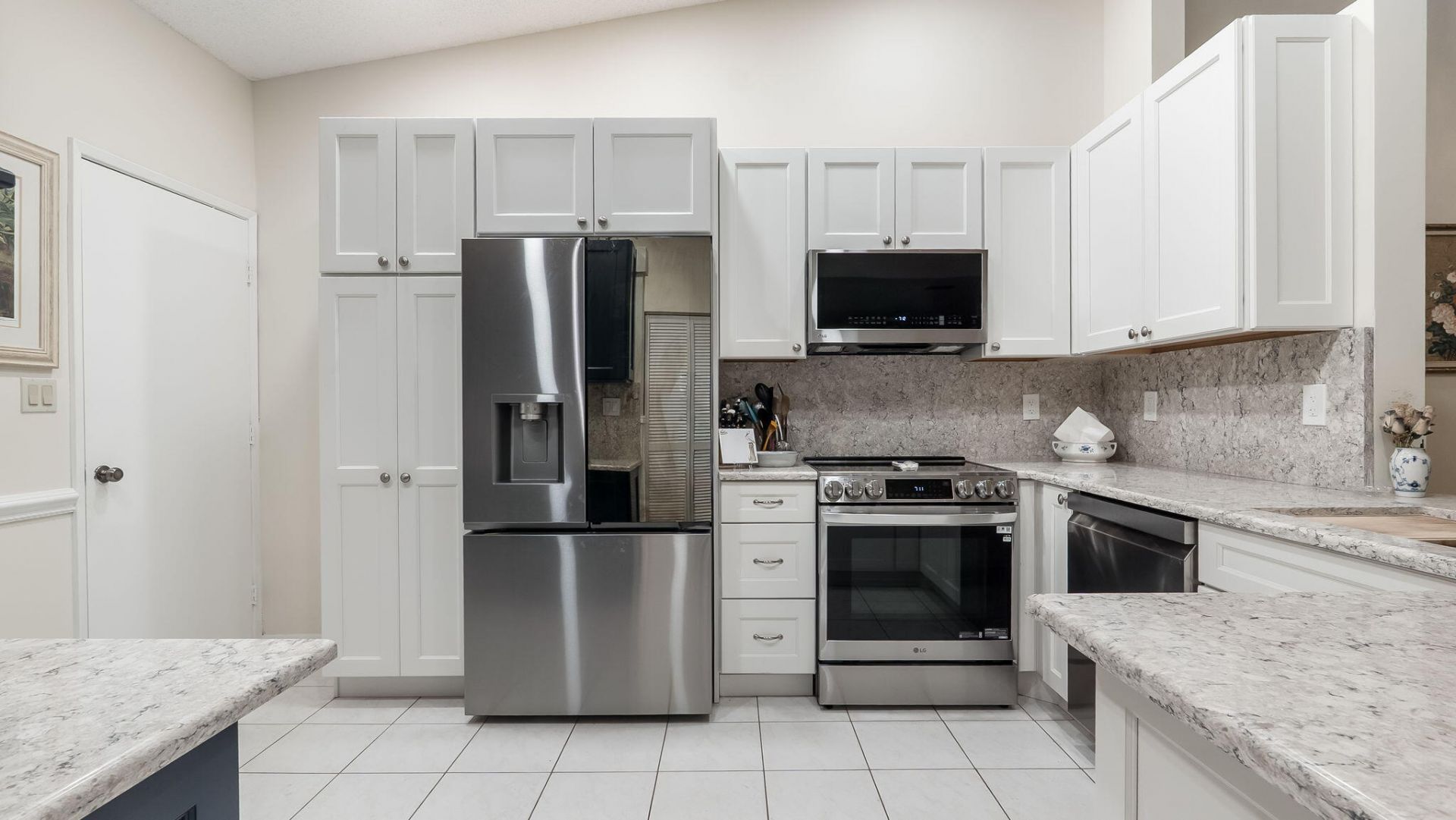 6353 Royal Manor Circle, Delray Beach, FL 33484 Photo