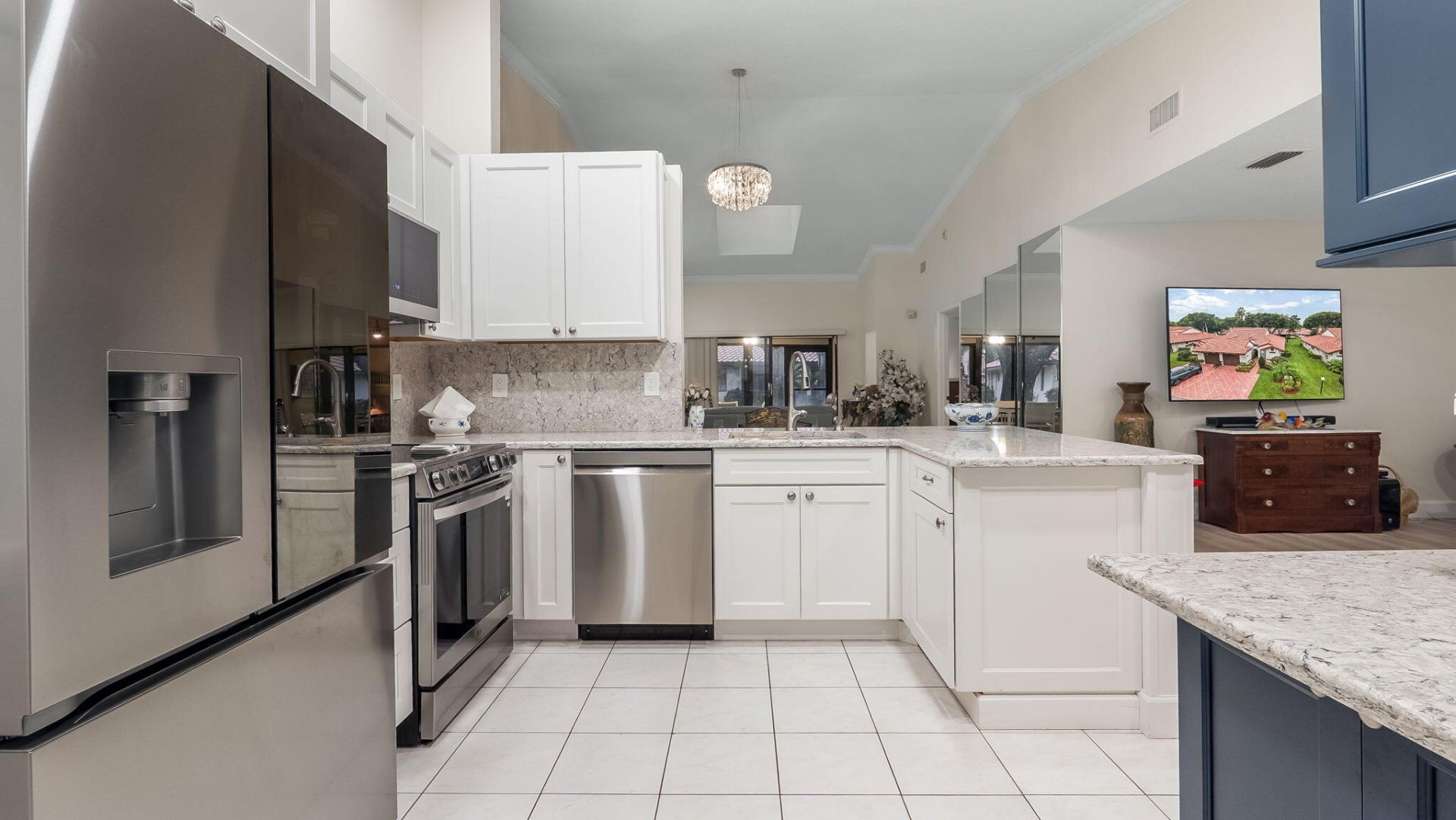 6353 Royal Manor Circle, Delray Beach, FL 33484 Photo